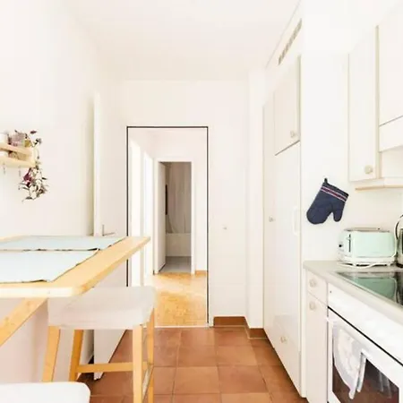 Spacious 52 Sqm Cozy Flat - Free Parking - 10 Min To Old Town Lausana