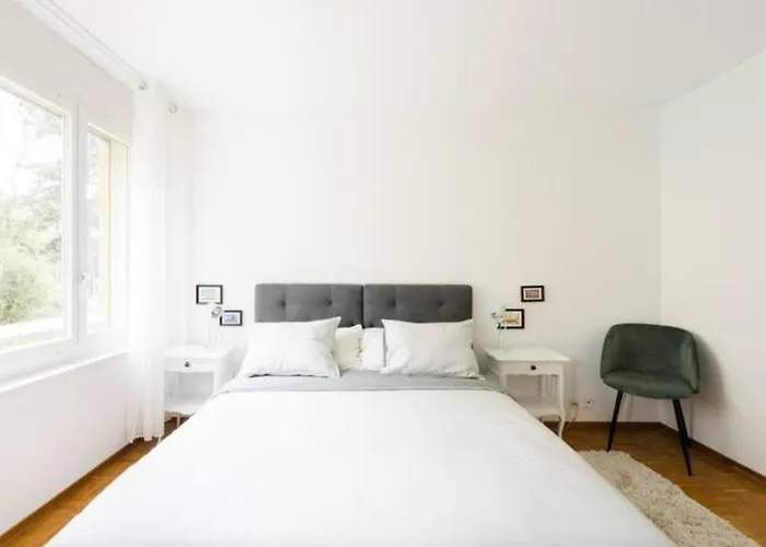 Spacious 52 Sqm Cozy Flat - Free Parking - 10 Min To Old Town Apartamento