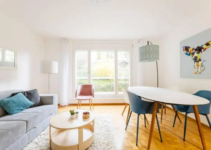 Spacious 52 Sqm Cozy Flat - Free Parking - 10 Min To Old Town Apartament Lozanna